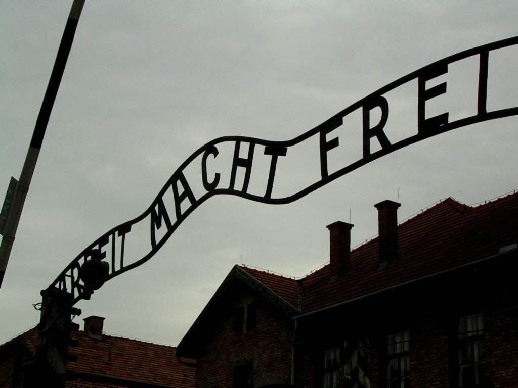 Auschwitz_Concentration_Camp_Gate