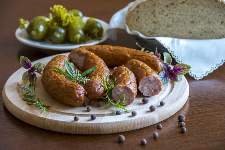 what-to-visit-in-krakow-sausage what-to-visit-in-krakow-sausage