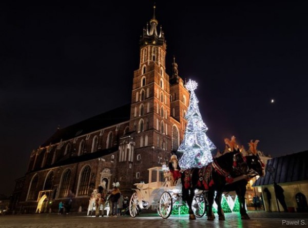 christmas_market_square_krakow