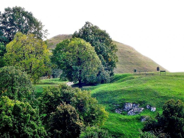 Krakus Mound view