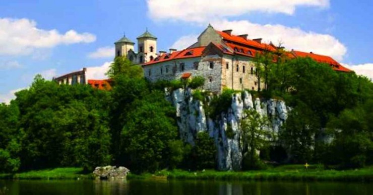 places-near-krakow-tyniec-abbey