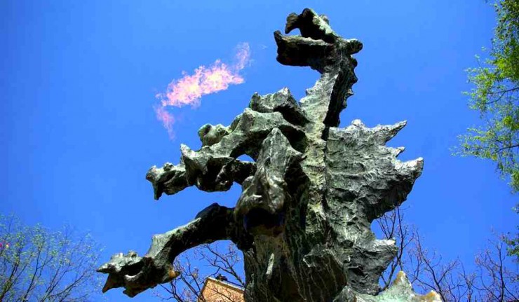 wawel-dragon-statue