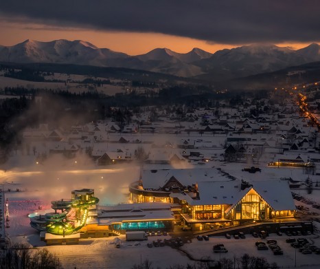 From Krakow: Zakopane Day Trip with Thermal Pools & Gubałówka Funicular Ride