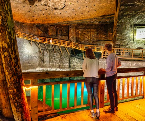 From Krakow: Wieliczka Salt Mine Guided Tour