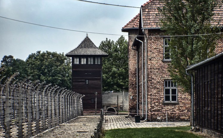 Auschwitz Tours - watchtower Auschwitz Tours - watchtower