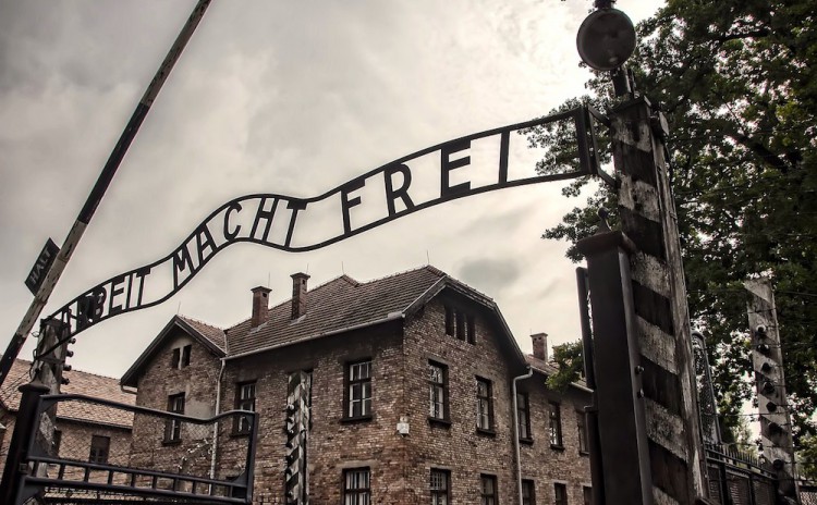 Auschwitz Tours - Main Gate Auschwitz Tours - Main Gate