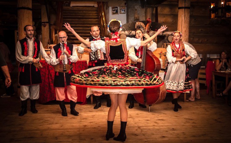 krakow folk show Krakow Traditional Folk Show