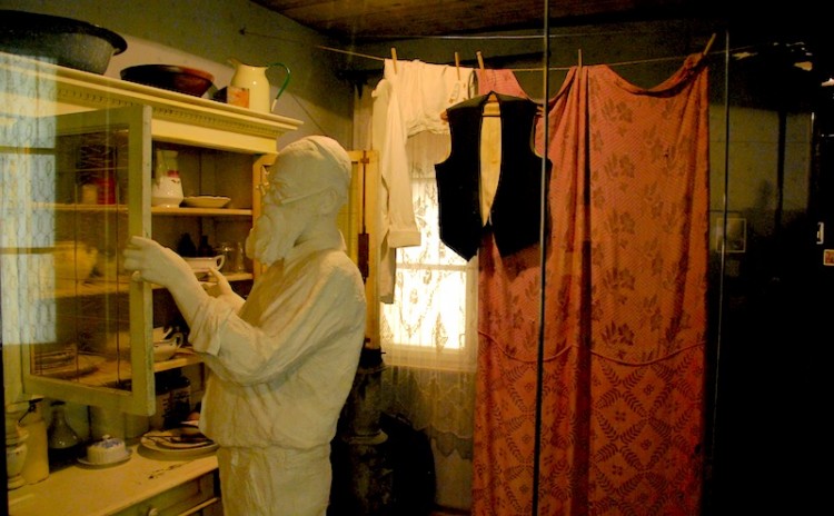 schindler factory museum ticket